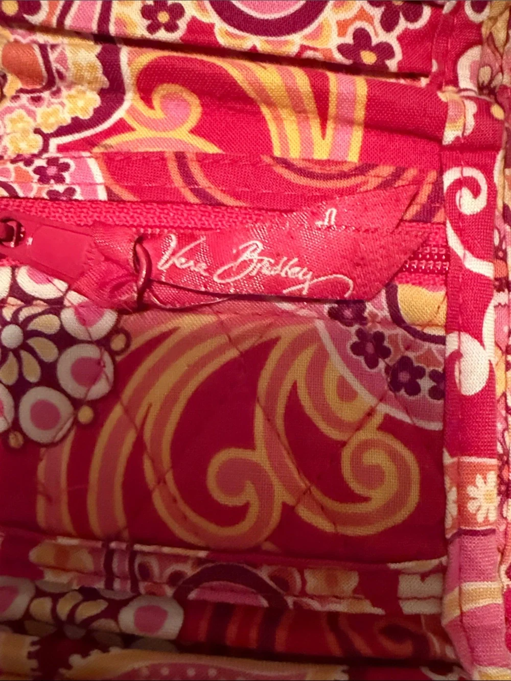 Vera Bradley description colorful
